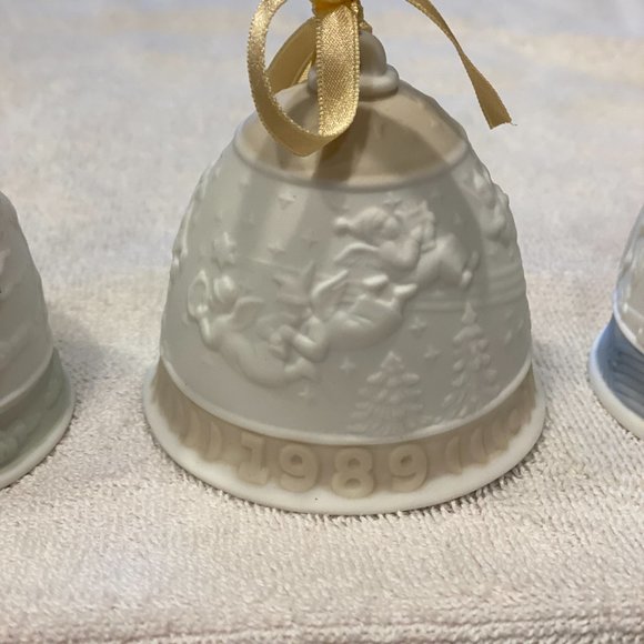 LLADRO Christmas Bells Set of 6 - Picture 3 of 6
